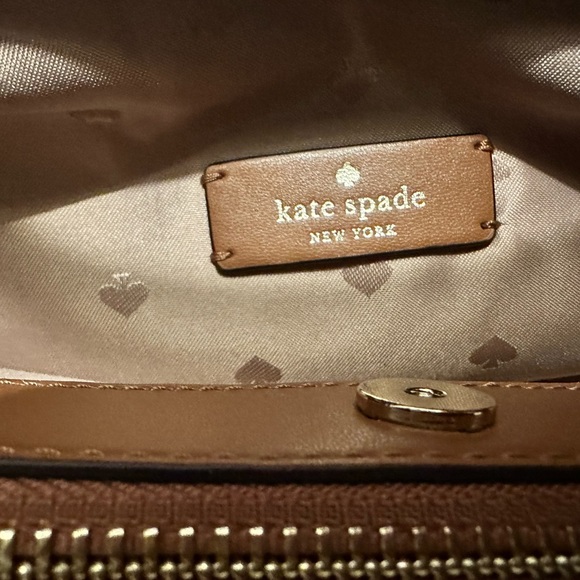 NWOT and NWT pebbledKate Spade Dumpling Satchel and matching Continental wallet - Picture 10 of 12